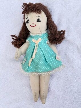 (5/$5 Deal) Vintage Handmade Rag Doll